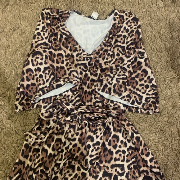 Venus, size 1x, cheetah print dress - Picture 2 of 4
